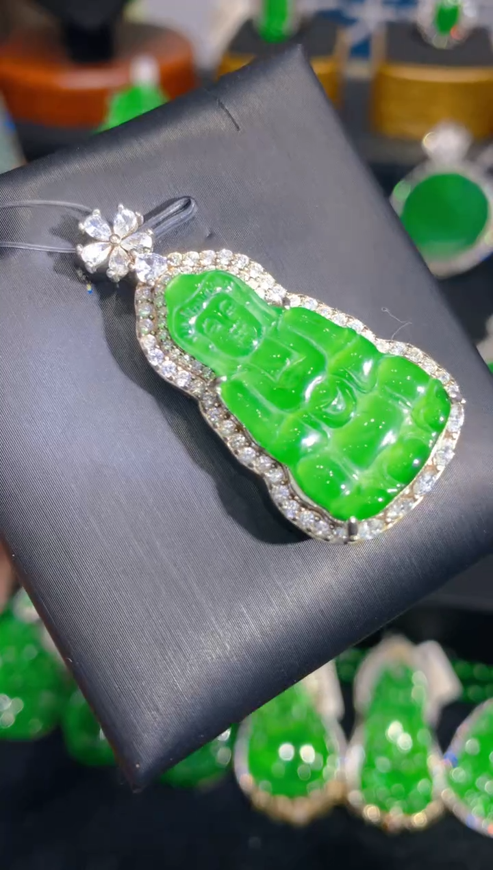 【闪购商品】翡翠颈饰银S925镶嵌37一季