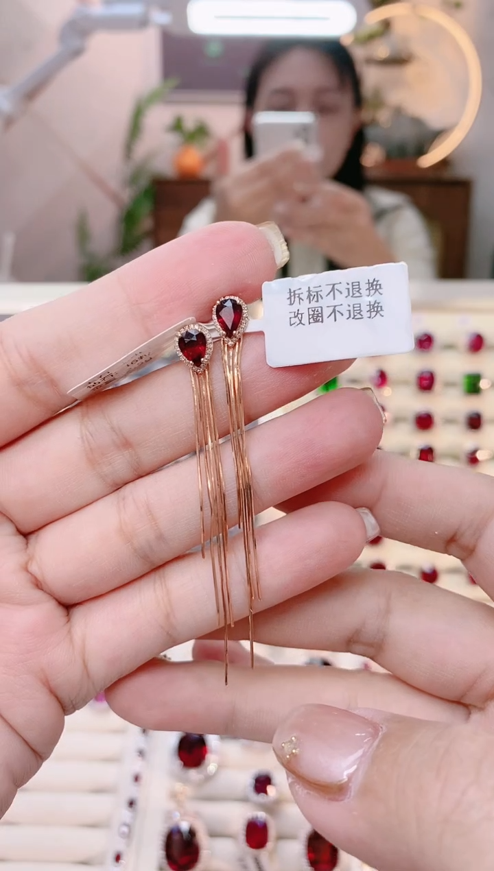 【闪购商品】碧玺18K金耳饰18K金镶嵌1