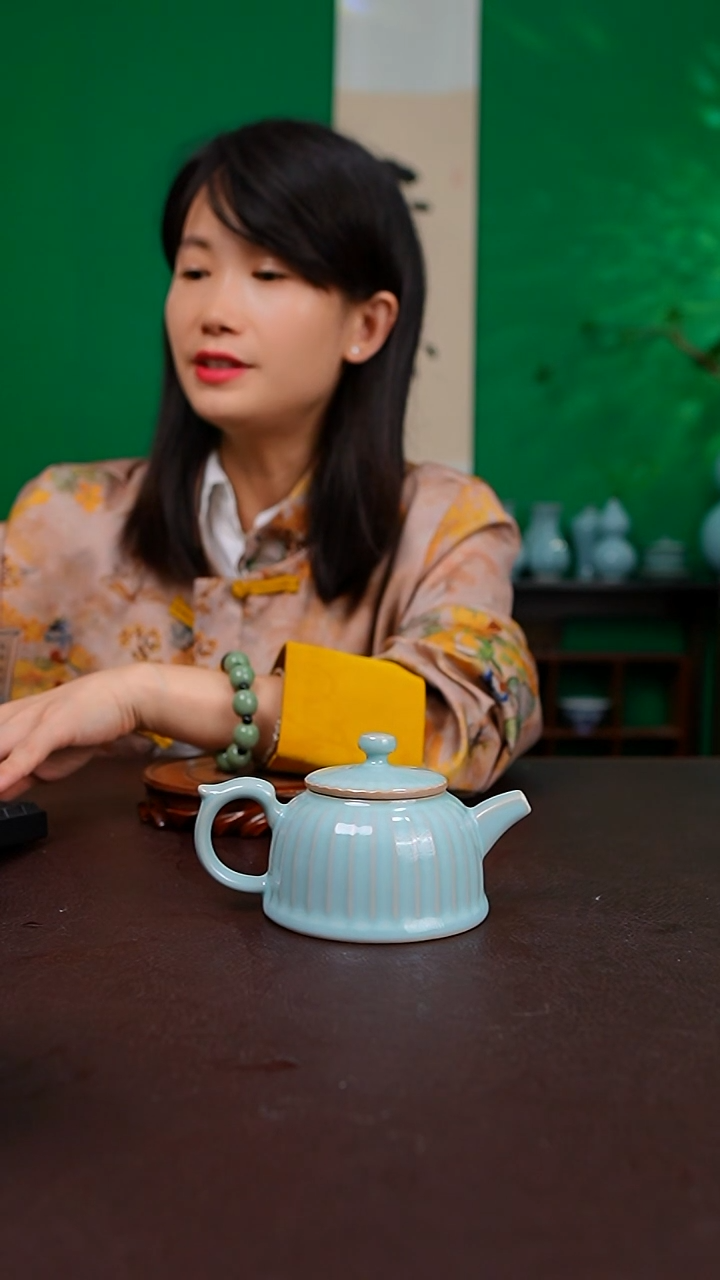 天青青莲壶不完美 简装