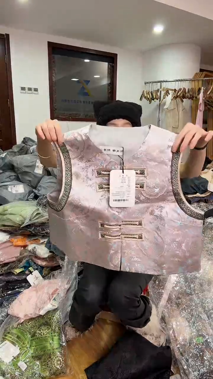 XL码   120-130斤   马甲