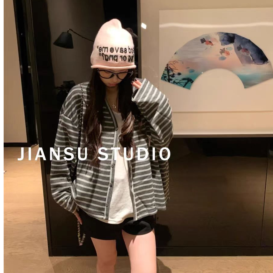 2025秋季新款大码女装慵懒风条纹开衫外套+背心＋糯米弯刀阔腿裤