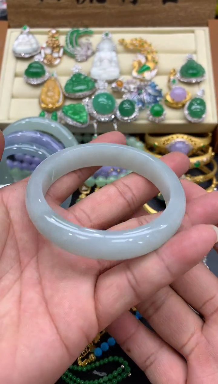 翡翠手镯未镶嵌 413-中国好珍宝