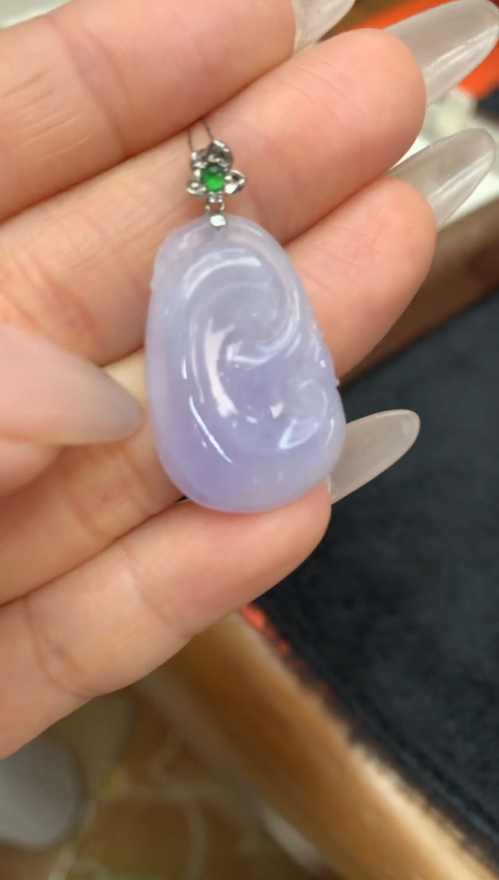 【闪购商品】翡翠颈饰18K金镶嵌如意