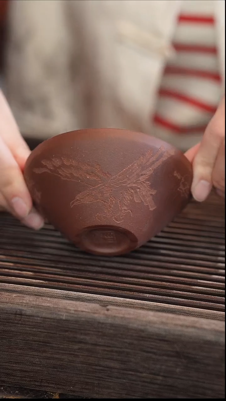 茶壶紫砂斗笠杯雕刻鹰鹏程万里