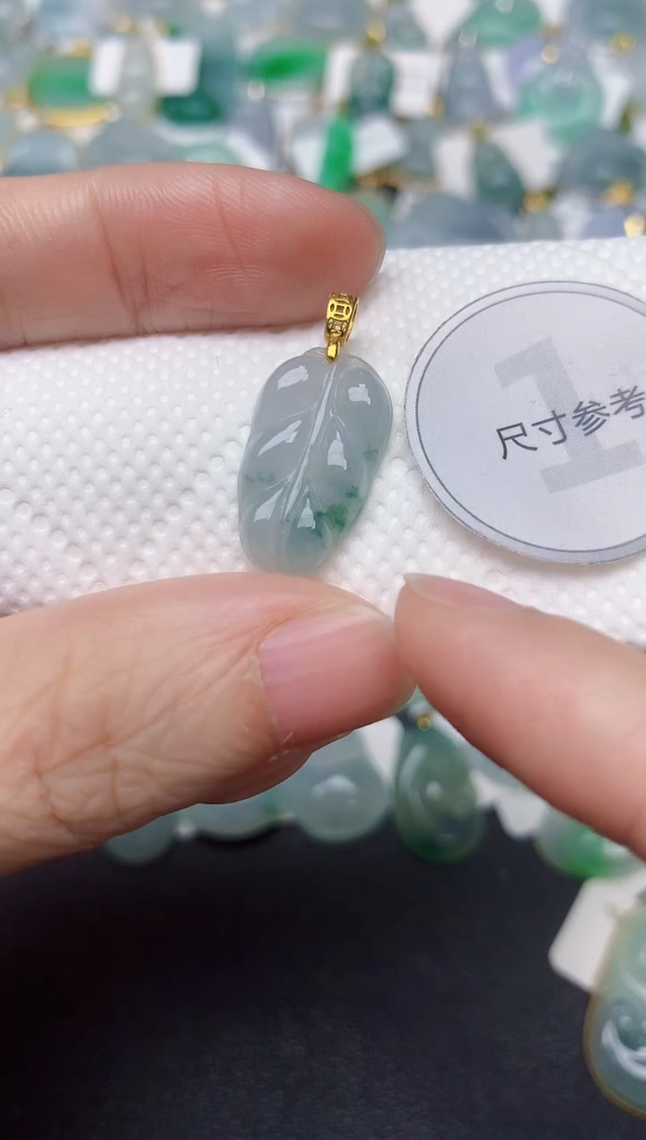 颈饰未镶嵌翡翠天然缅甸A货翡翠