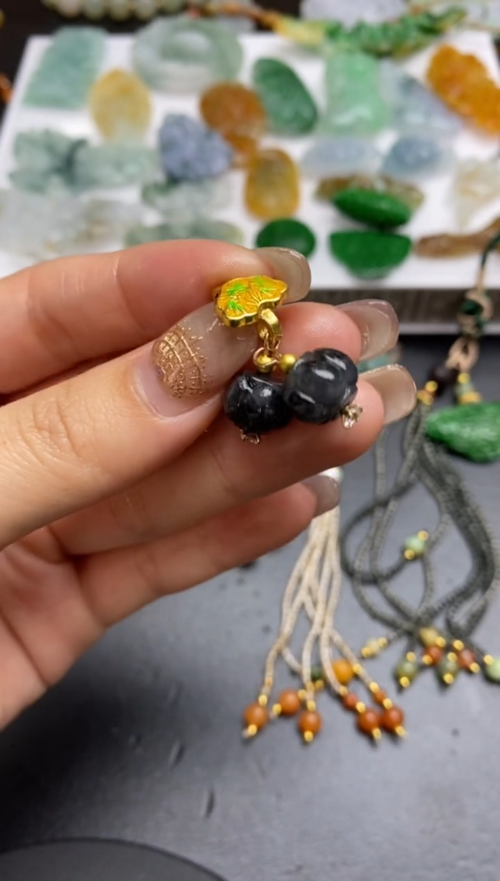 【闪购商品】定制翡翠未镶嵌翡翠毛货~