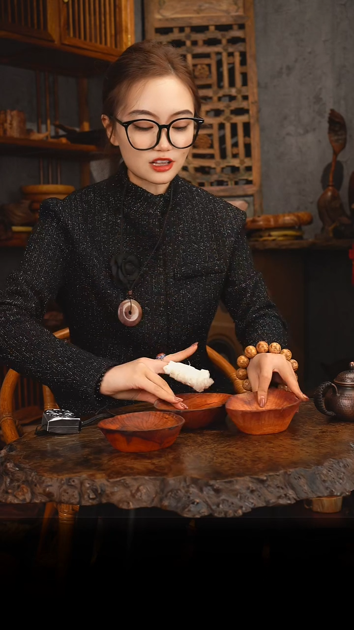 老叶木作木制品红小碗一个