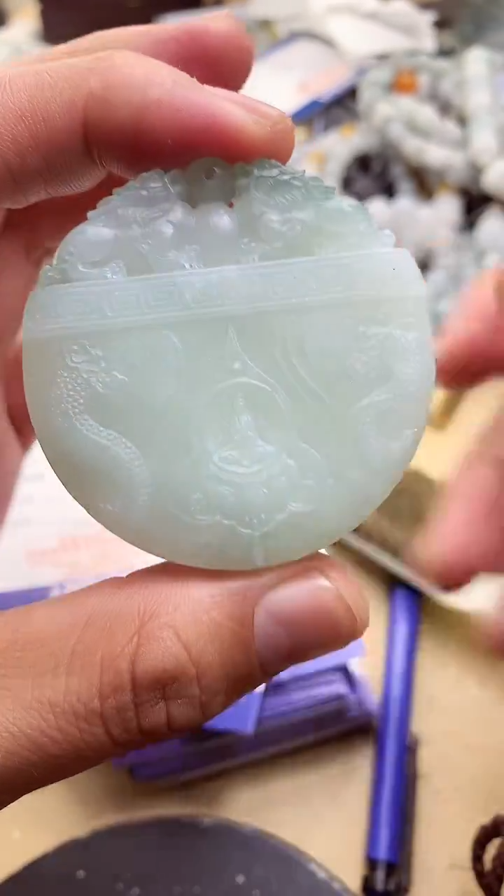 定制翡翠未镶嵌翡翠1
