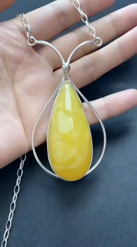 【闪购商品】琥珀裸石银S925镶嵌蜜蜡吊坠