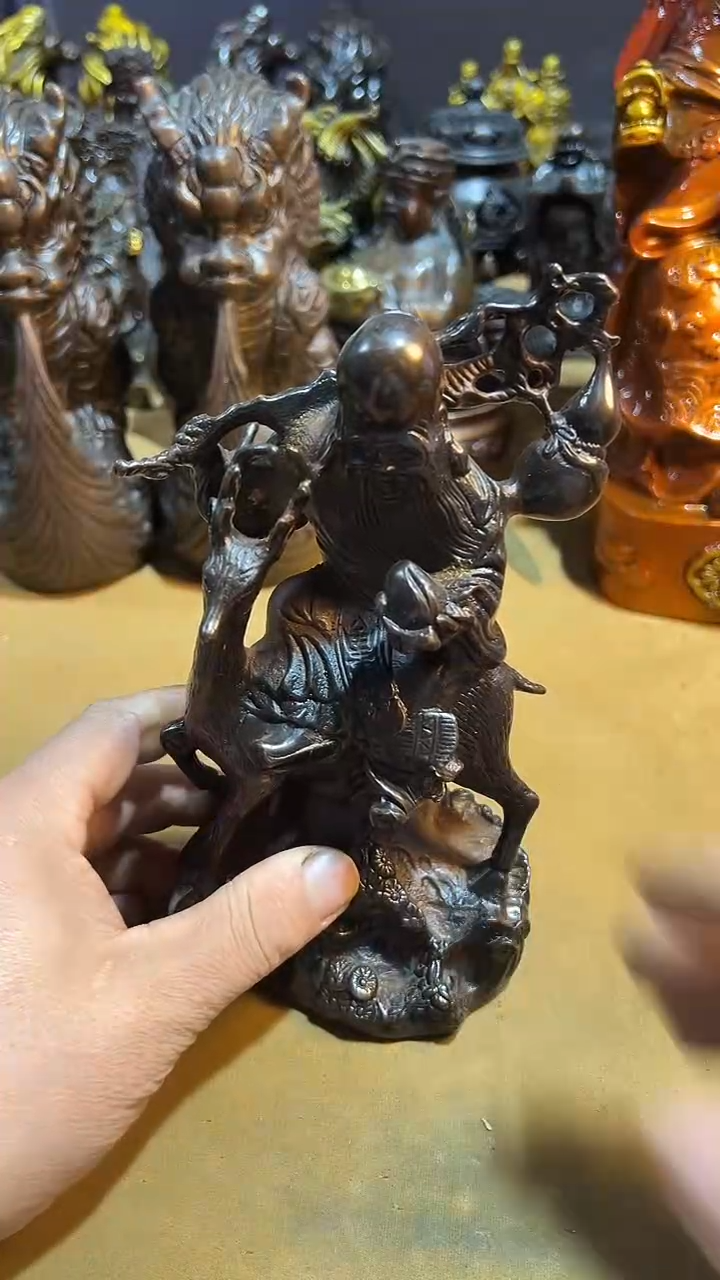 黄铜l****g居家黄铜工艺品