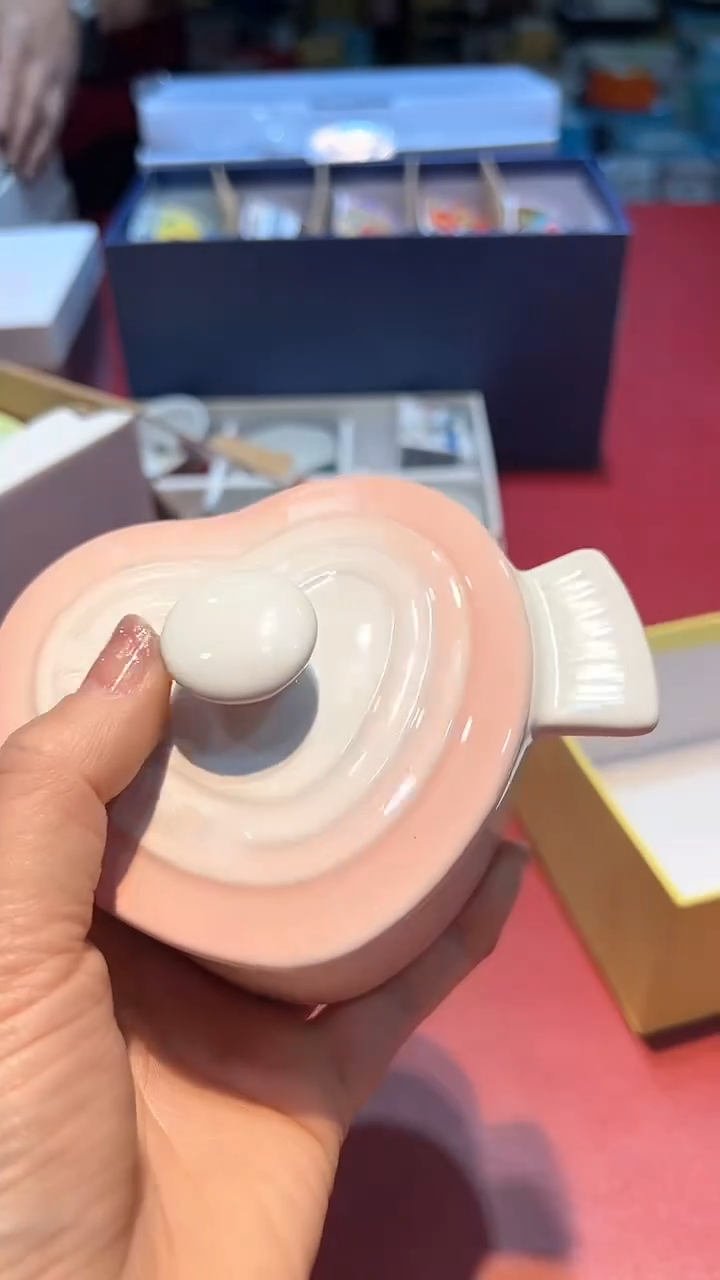 【闪购商品】瓷片锅碗瓢盆一件不剩