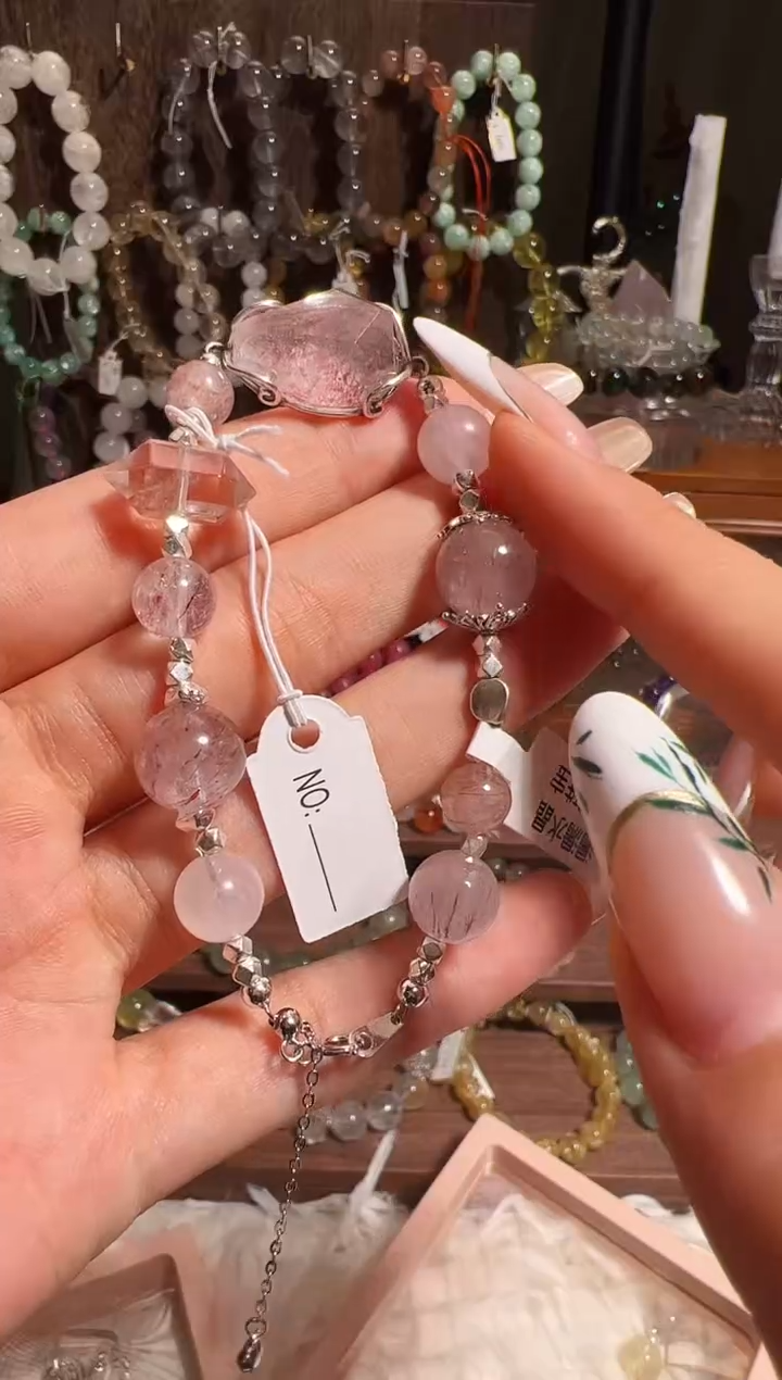 【闪购商品】水晶手链银S925镶嵌金草莓手链 「公屏扣17号看款式」