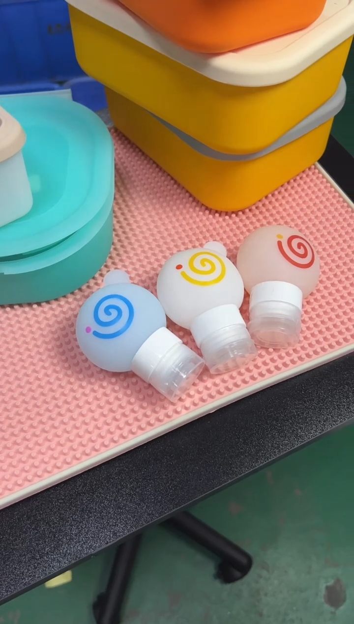 硅胶3PC-白蓝粉-云朵分装瓶