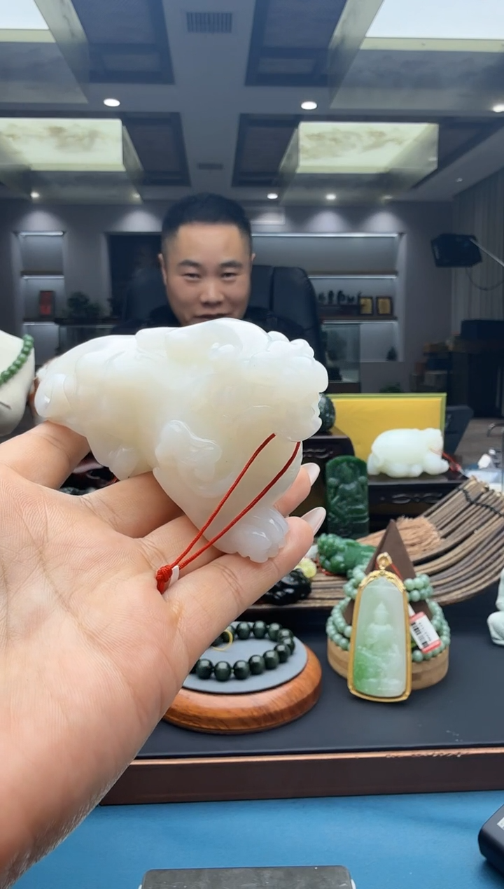 未镶嵌和田玉把件1