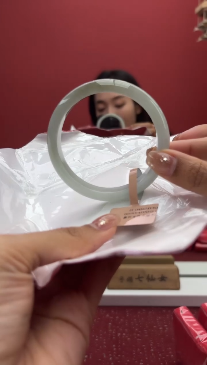 【闪购商品】翡翠手镯未镶嵌5手镯