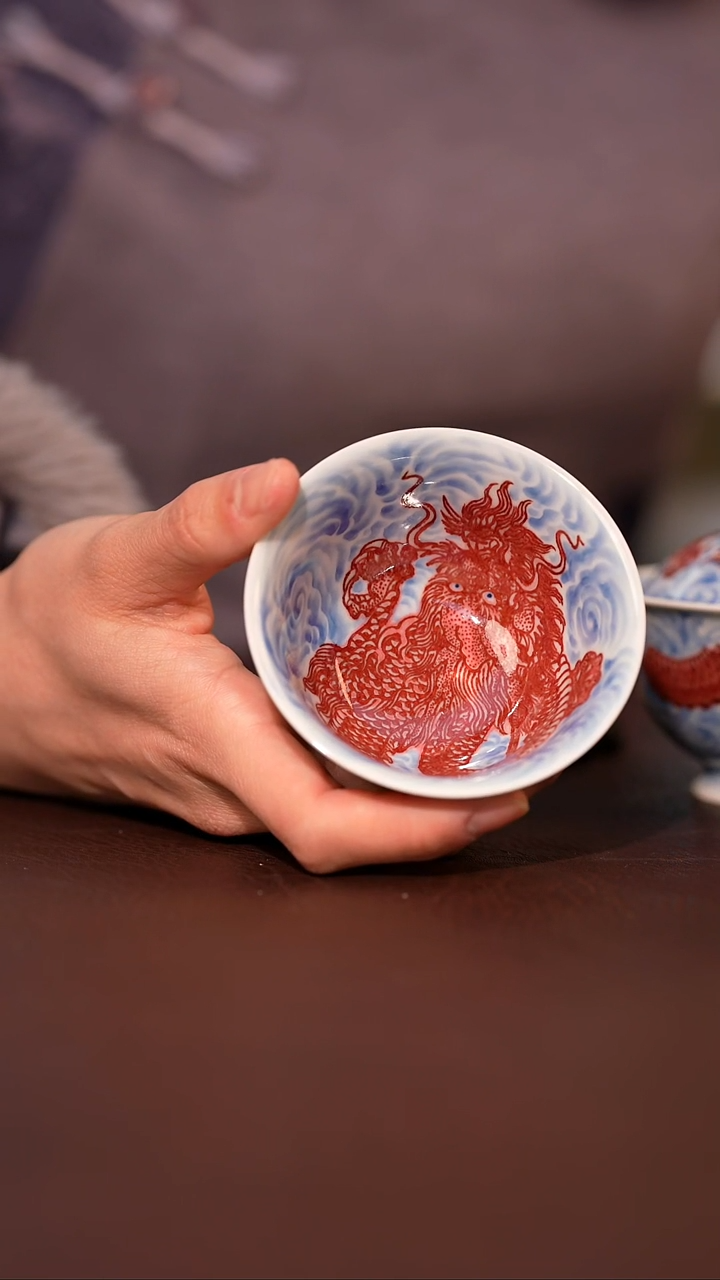 【闪购商品】杯永明尚玩红龙撇口杯