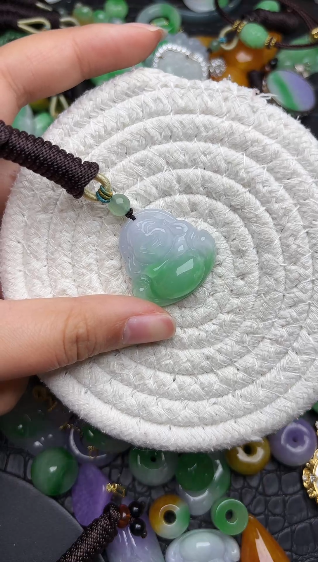 颈饰未镶嵌翡翠缅甸翡翠吊坠