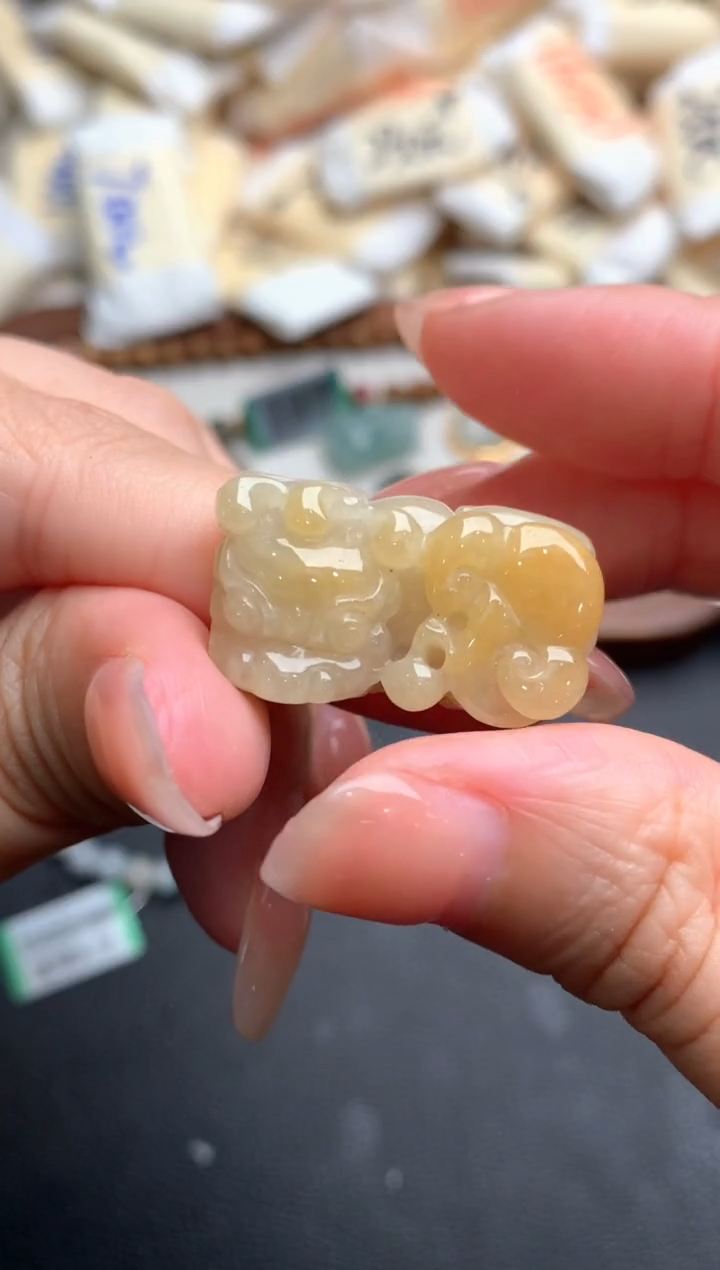 未镶嵌挂件翡翠一