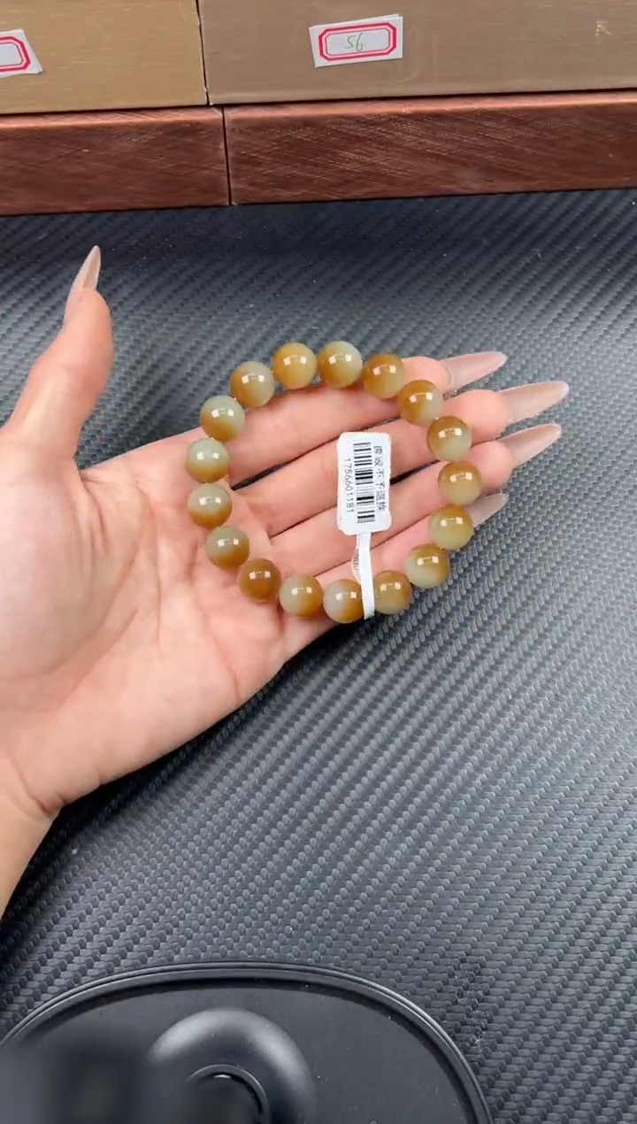 未镶嵌手串和田玉若羌微色差卡12