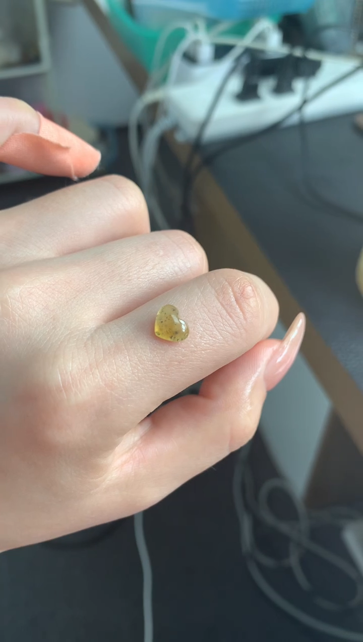 【闪购商品】定制翡翠未镶嵌爱心