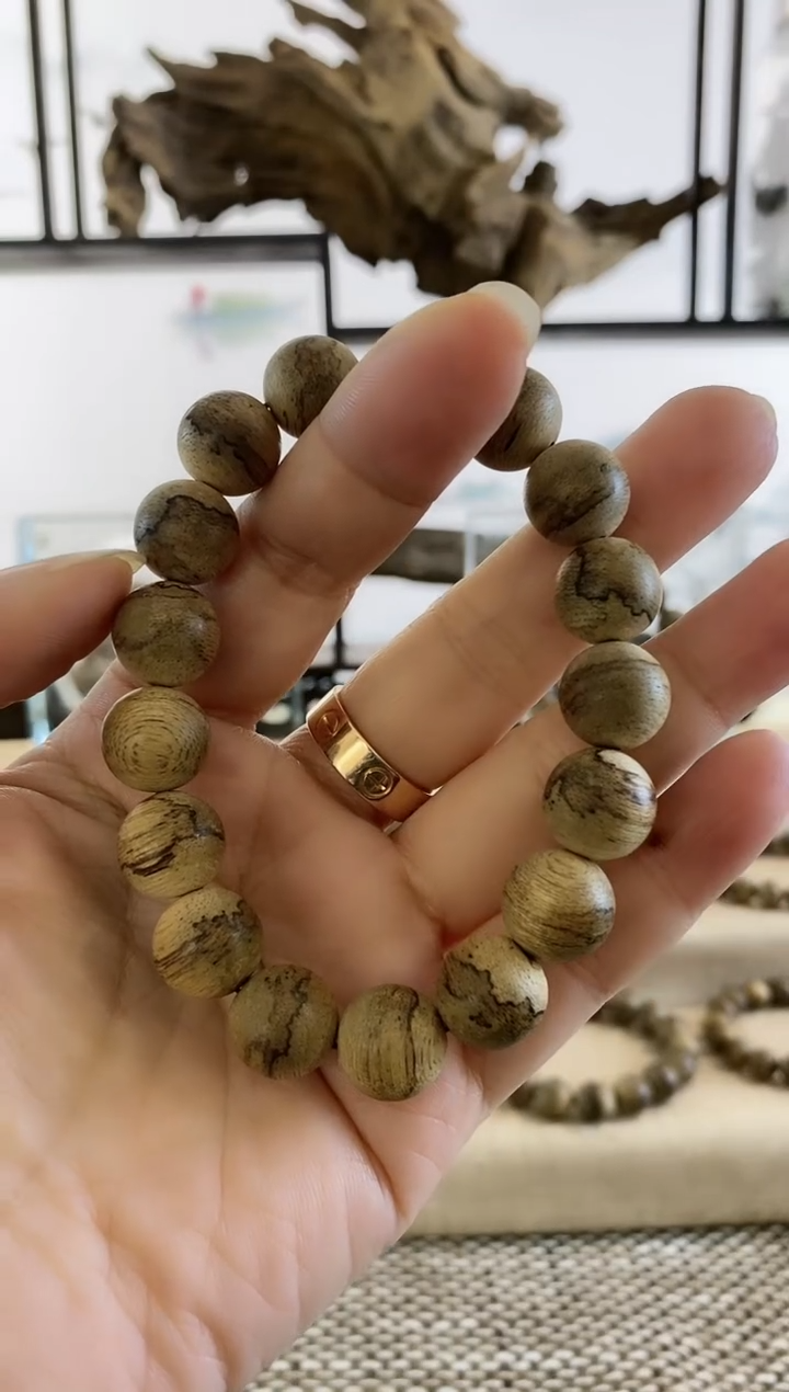 【闪购商品】沉香手串马泥涝金丝虎斑结13MM单圈
