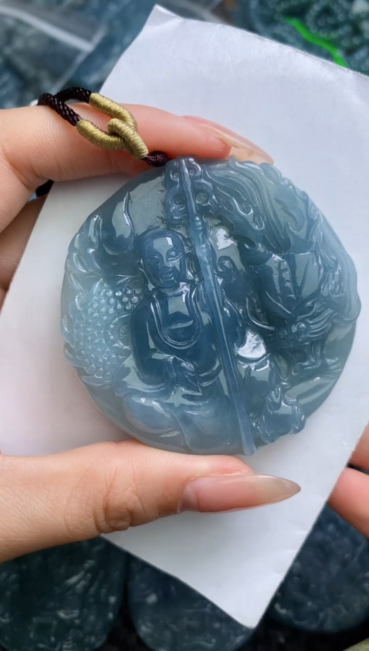 【闪购商品】翡翠颈饰未镶嵌          