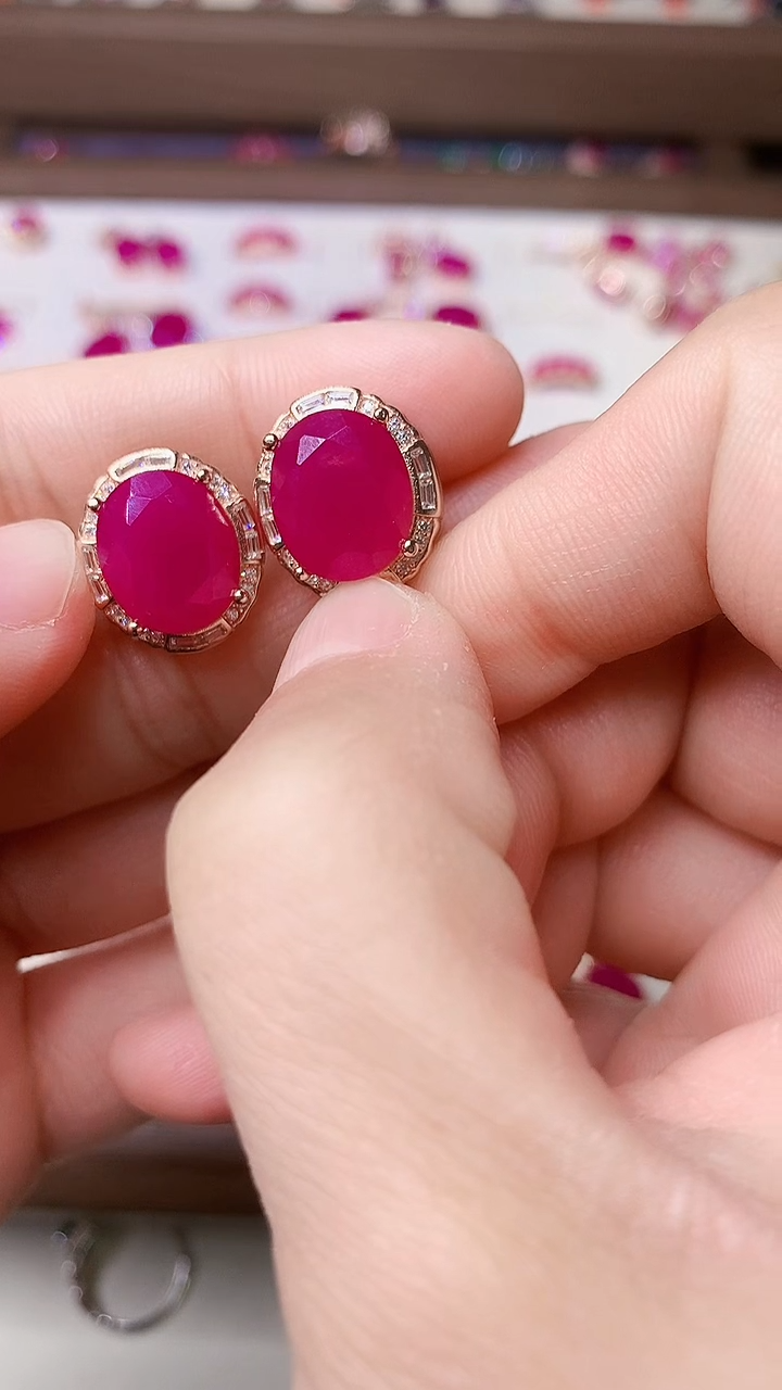 【闪购商品】红宝石耳饰银S925镶嵌000