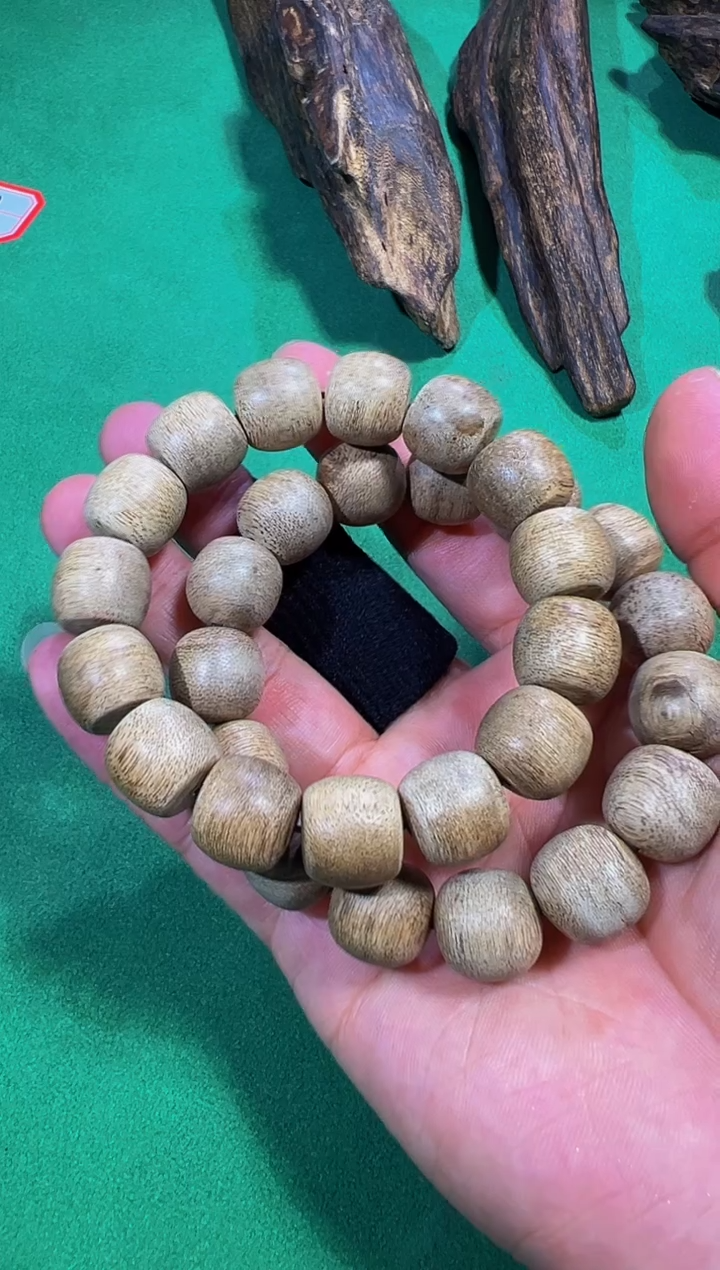【闪购商品】手串沉香84号1.4*22克海南熟结多样性发一