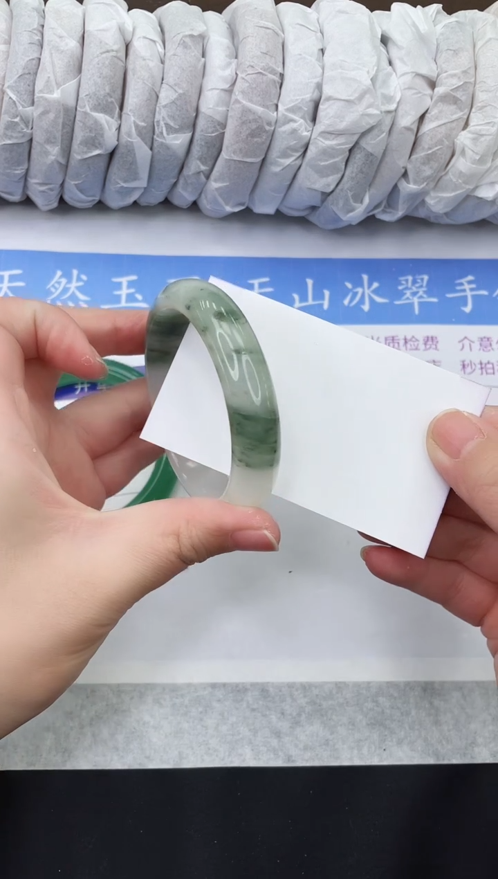 【闪购商品】石英质玉手镯未镶嵌VT7-54+