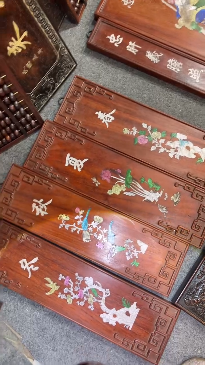 【闪购商品】非洲紫檀（红花梨）50x58cm四条屏