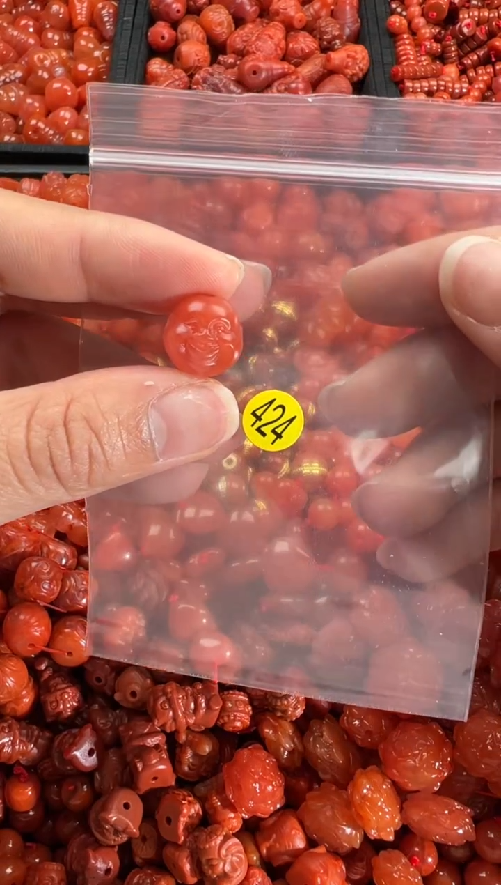 【闪购商品】南红玛瑙颈饰未镶嵌1