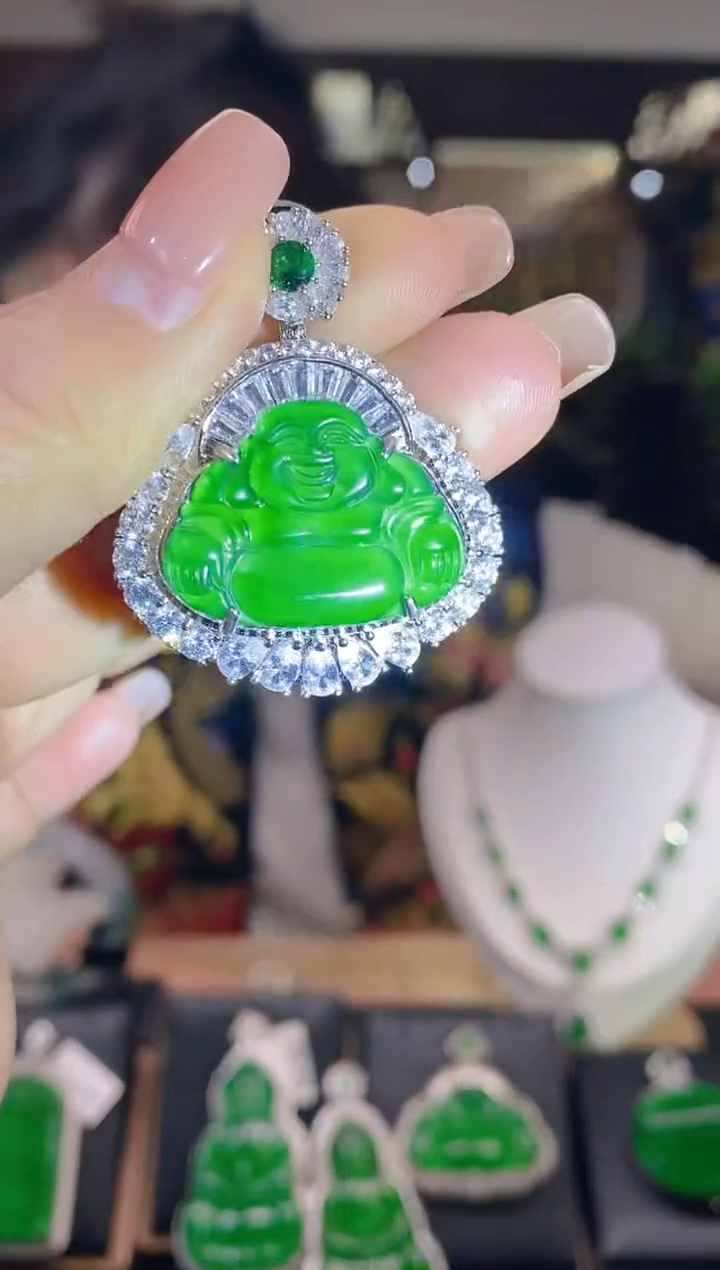 【闪购商品】翡翠吊坠(不含链)未镶嵌翡翠吊坠