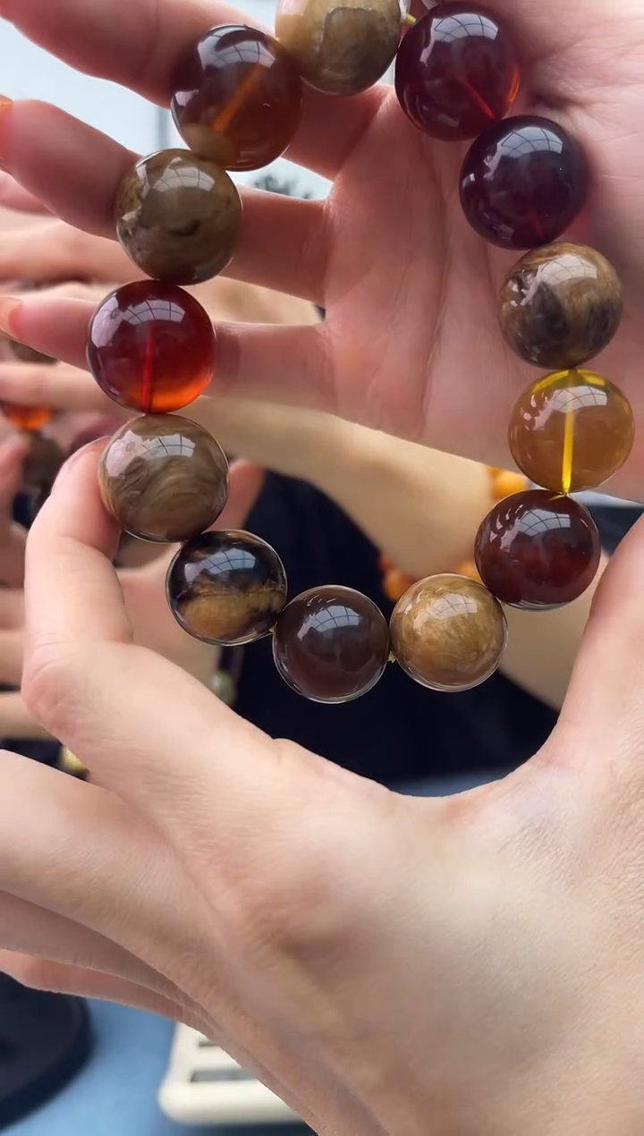 【闪购商品】琥珀珠宝奇石未镶嵌假一罚十，050.19