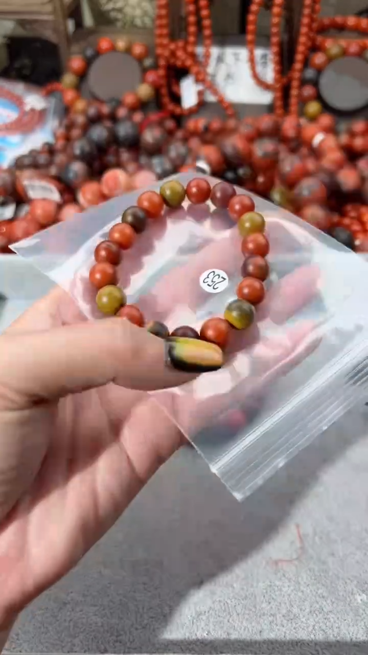 【闪购商品】南红玛瑙未镶嵌手串10+