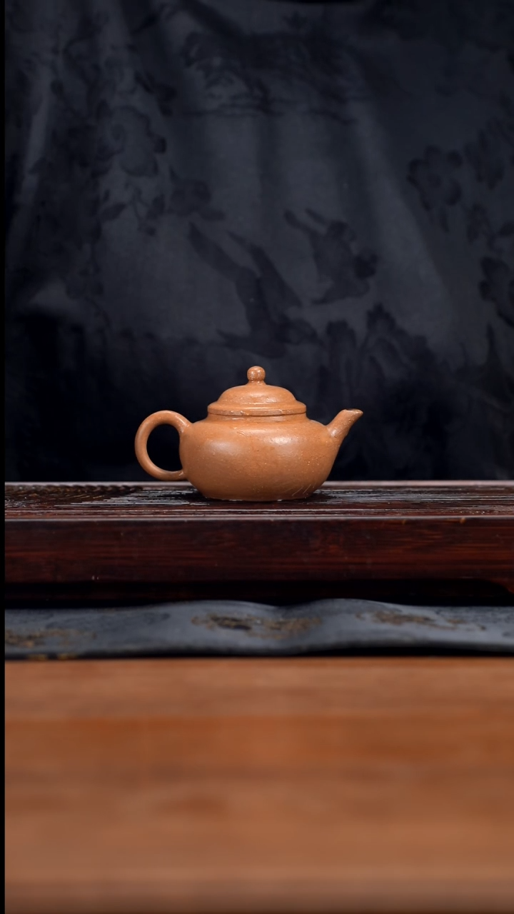 【闪购商品】紫砂茶壶130cc手工原矿段泥古莲子18