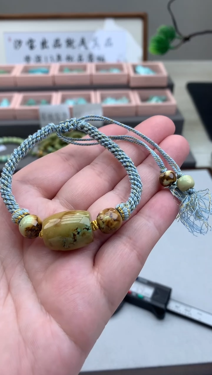 【闪购商品】绿松石未镶嵌手绳A07