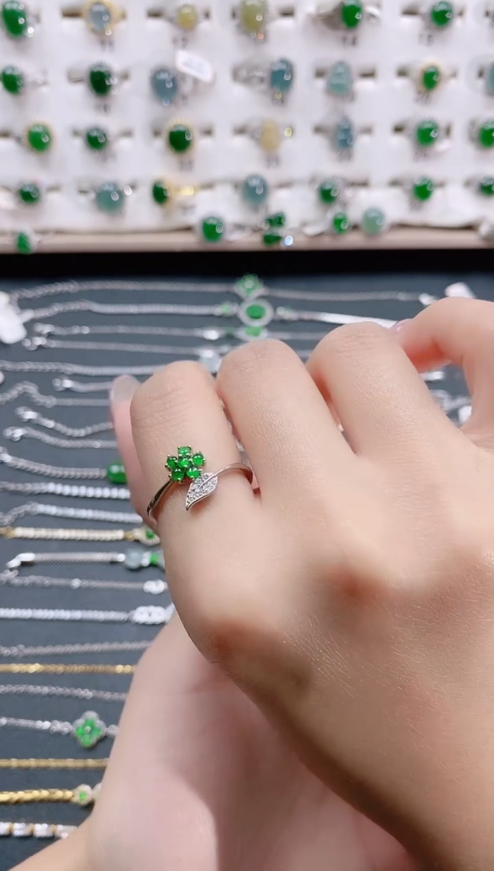 【闪购商品】翡翠戒指银S925镶嵌天然翡翠