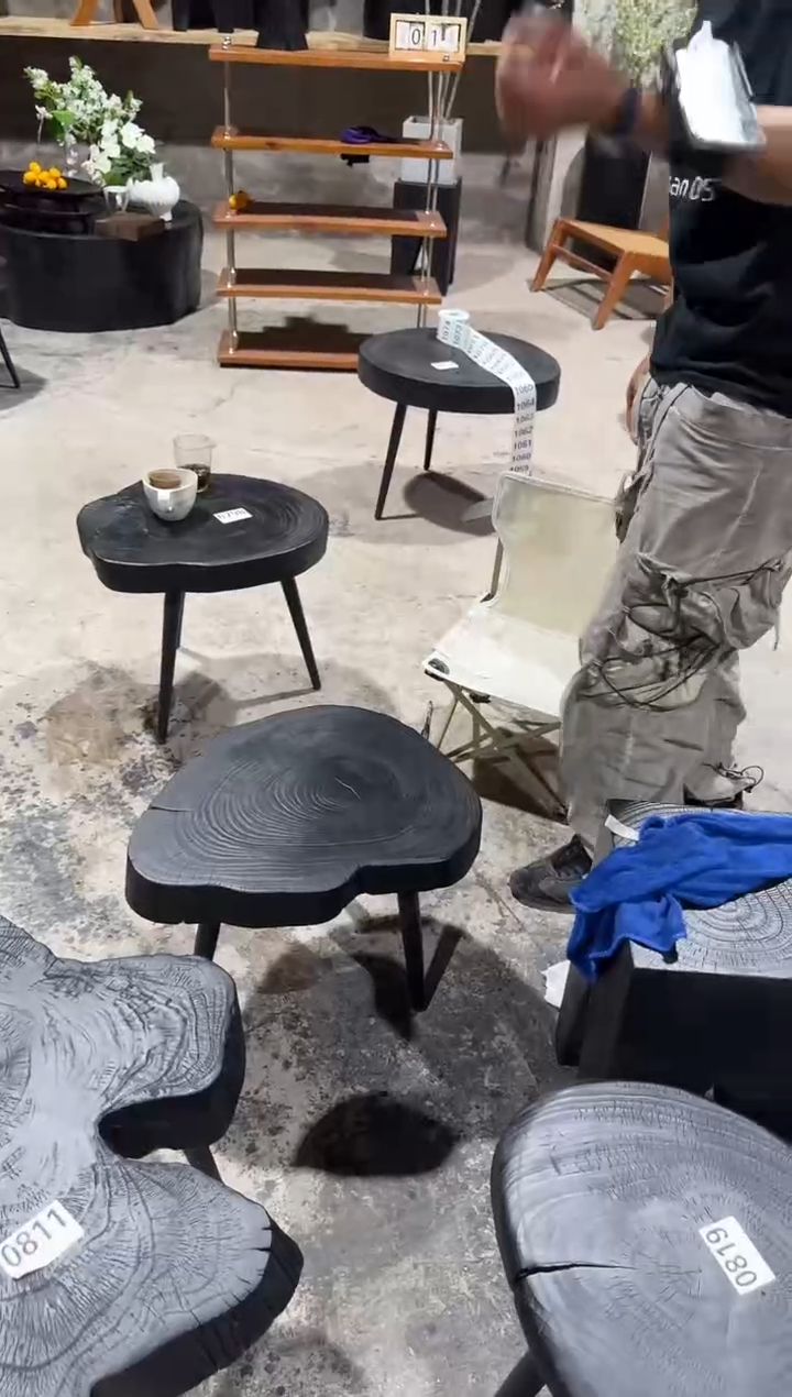 松木D****生20250802编号1057茶几