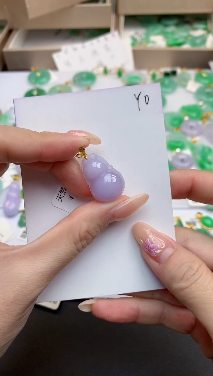 颈饰18K金镶嵌翡翠天然缅甸A货翡翠