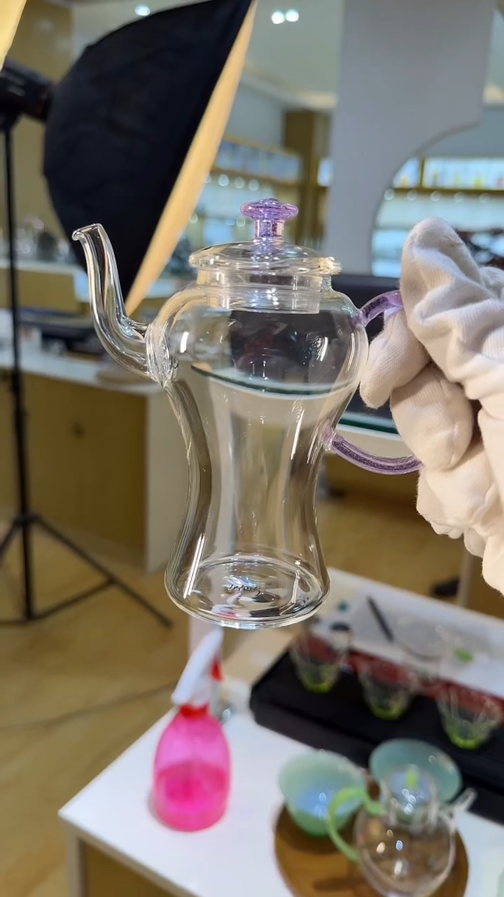 玉见紫晶隽秀壶          