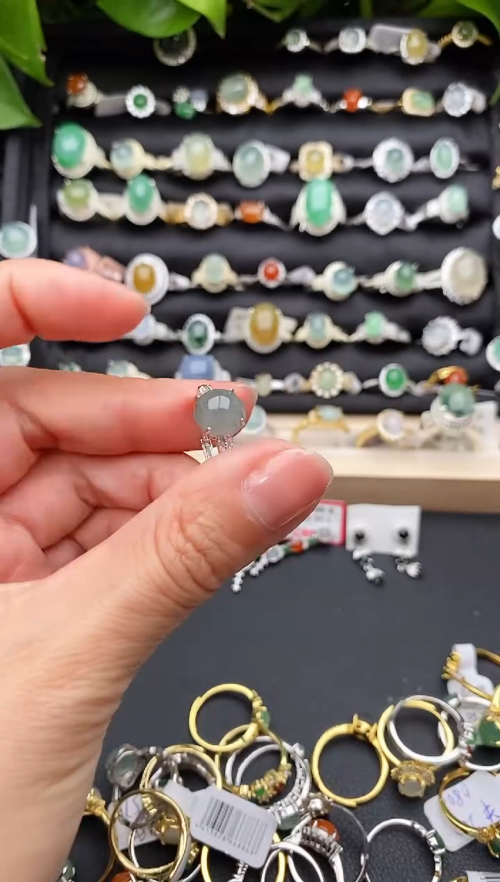 【闪购商品】翡翠戒指银S925镶嵌缅甸翡翠A货22  9-10
