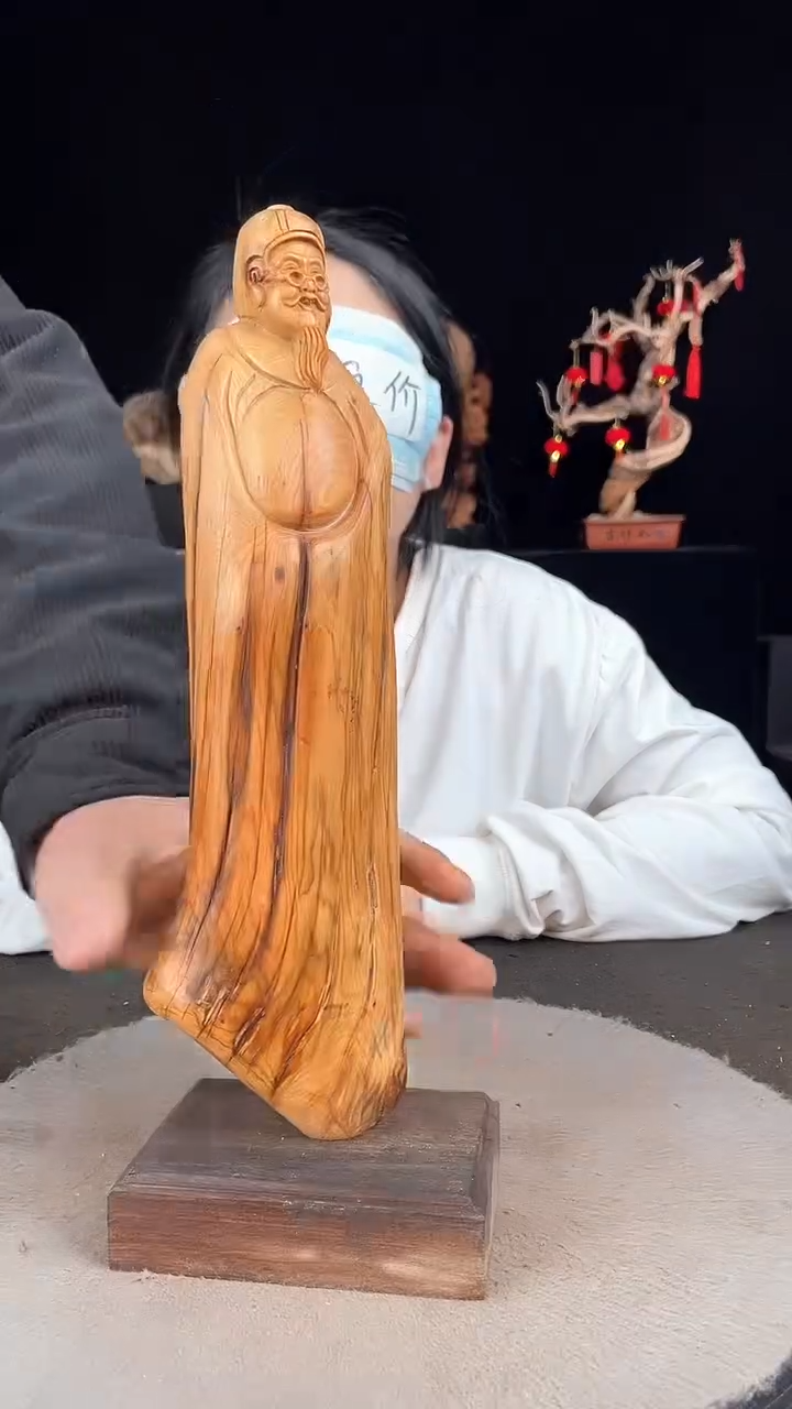 【闪购商品】柏木（崖柏）其他手工摆件,先抢先得!