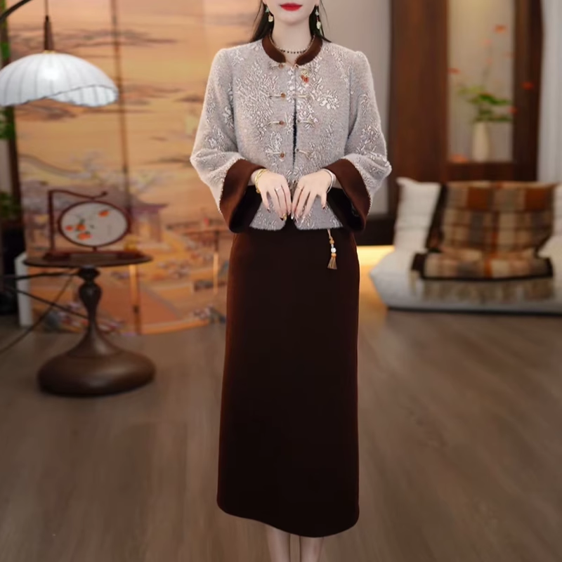 胜琳雪花绒小众时尚套装女2025年秋冬上衣+半身裙高档气质二件套