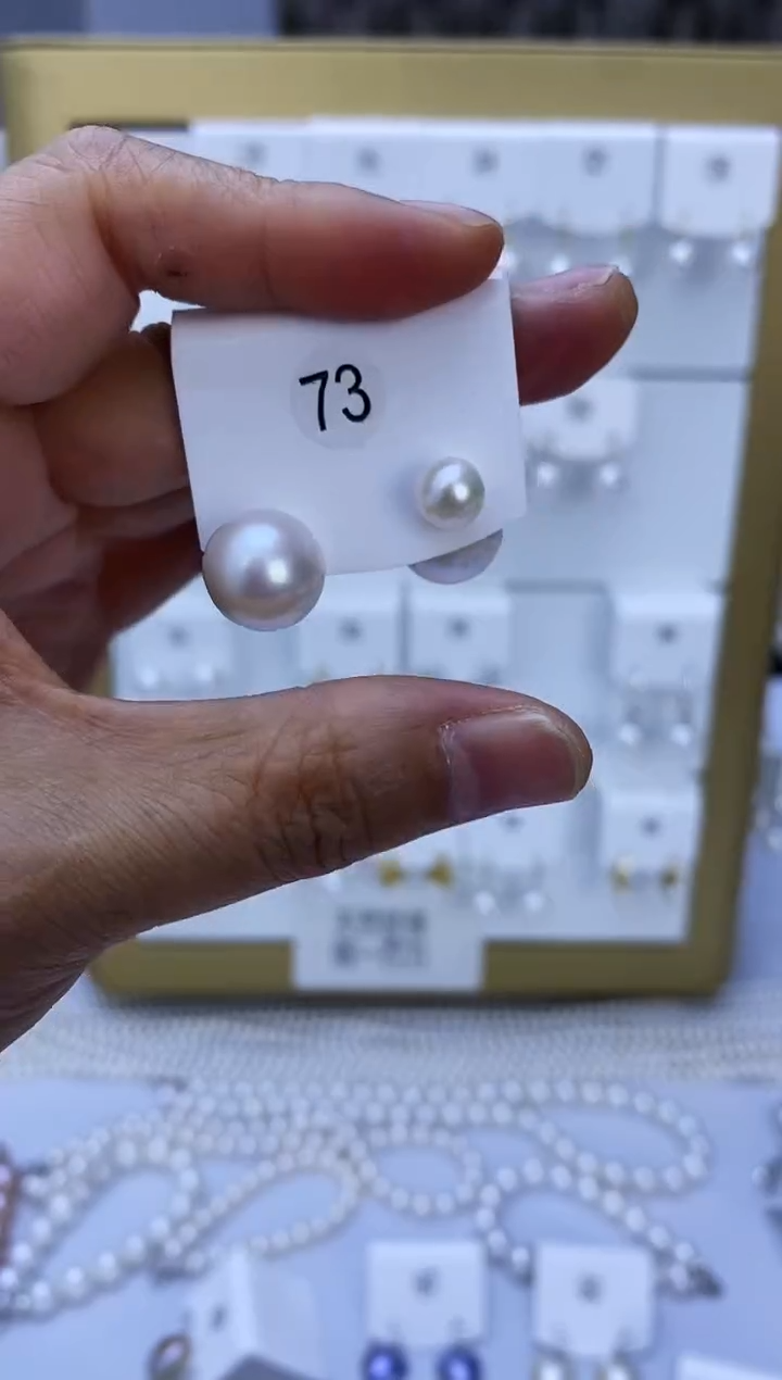 18K金镶嵌耳饰淡水珍珠73