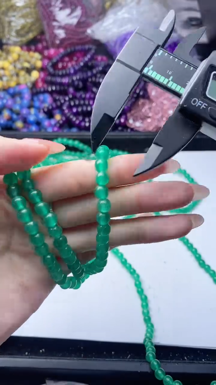 翡翠未镶嵌颈饰106   k6多圈