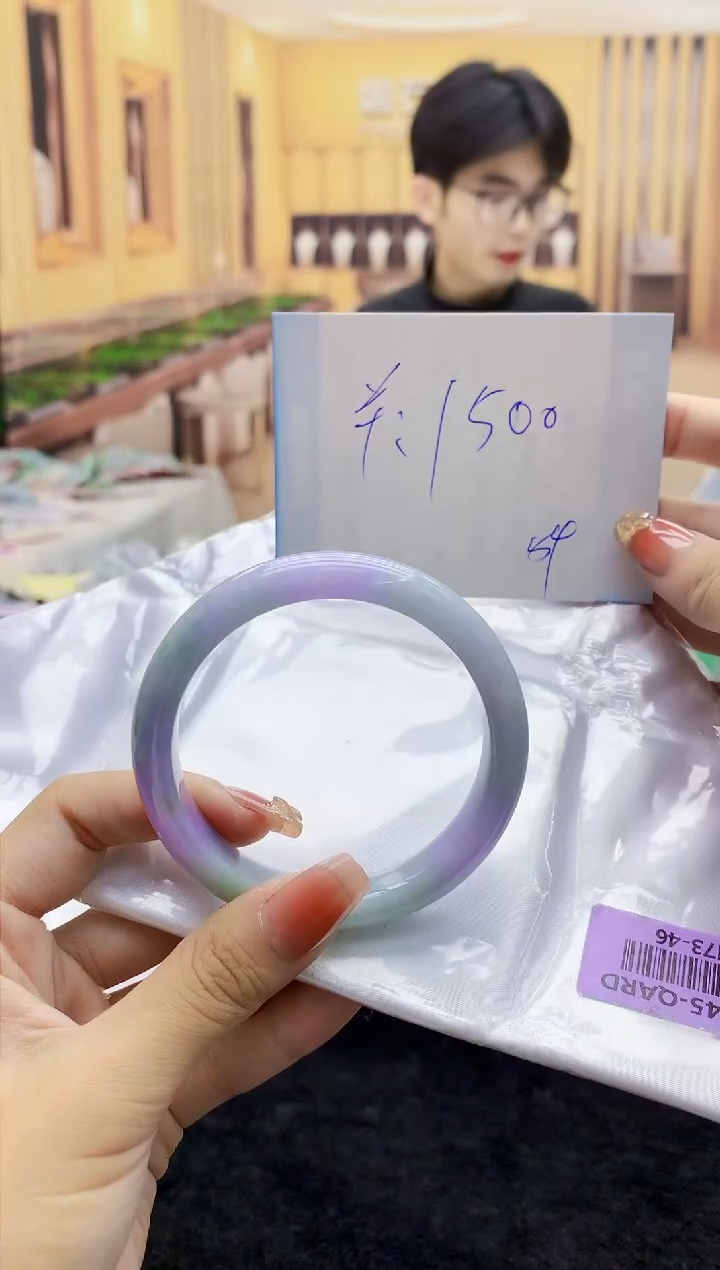 【闪购商品】翡翠手镯未镶嵌    H73-46