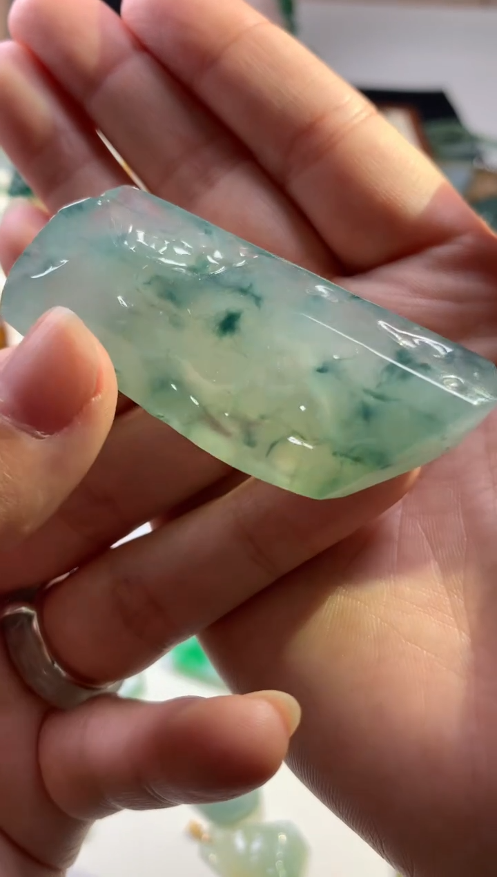 【闪购商品】翡翠颈饰未镶嵌吊坠