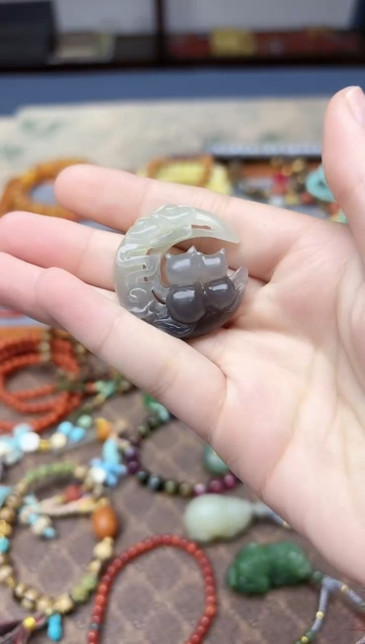 未镶嵌和田玉挂件拽*和田玉猫SY