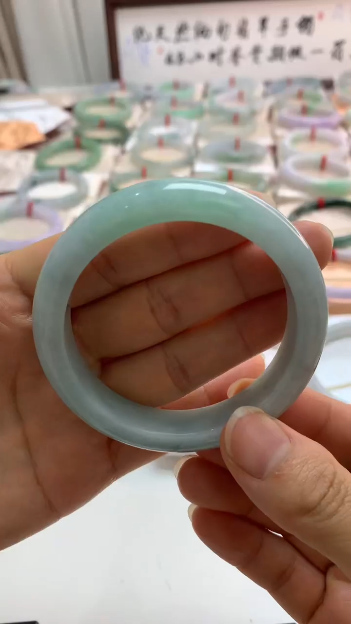 未镶嵌手镯翡翠54.9蓝调