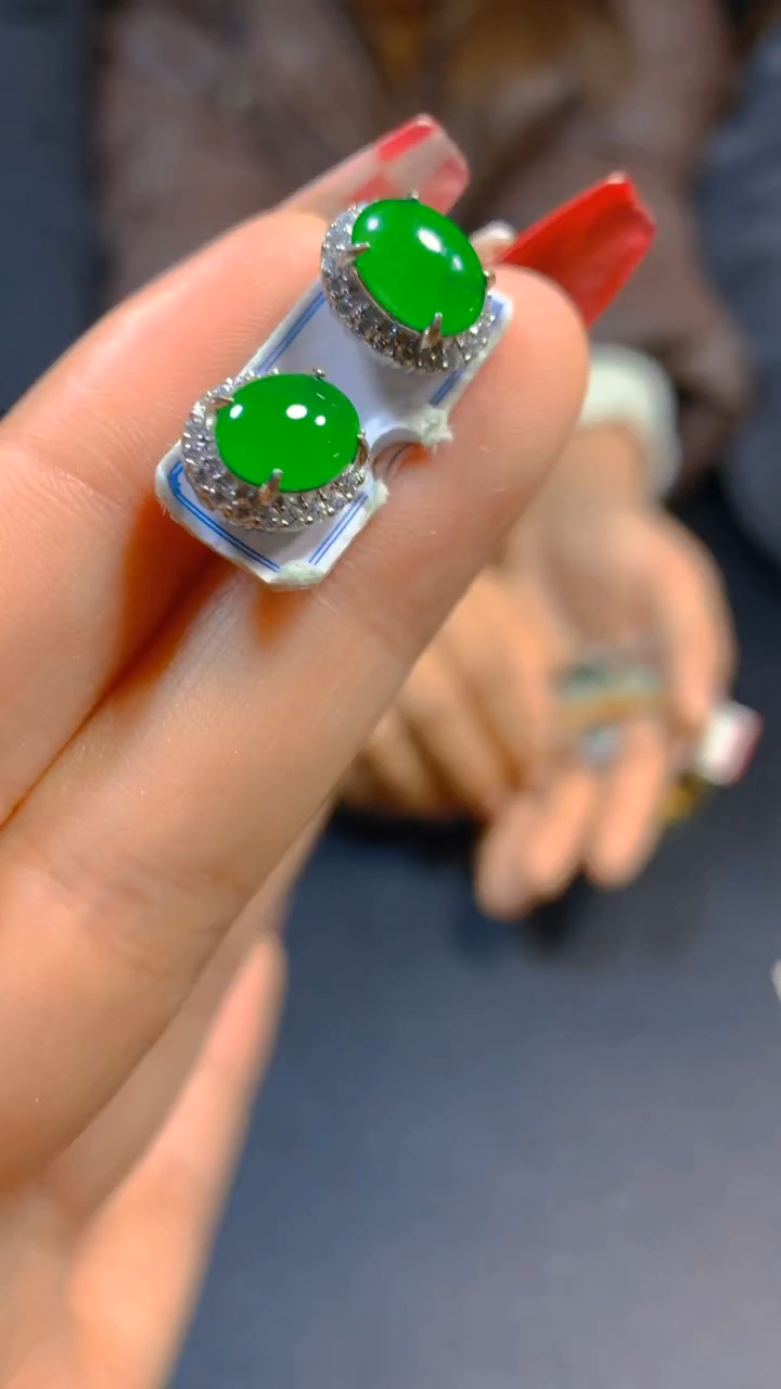 【闪购商品】翡翠耳饰未镶嵌0145869019多样性发一